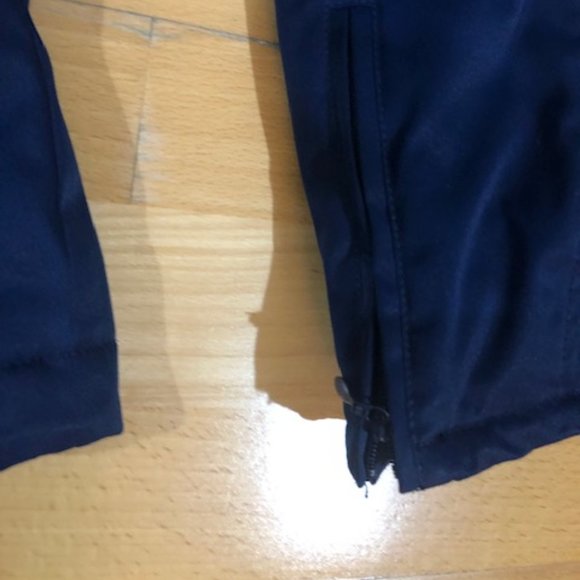 NILS Navy Blue Ski Jacket - Size 6. - Picture 13 of 13